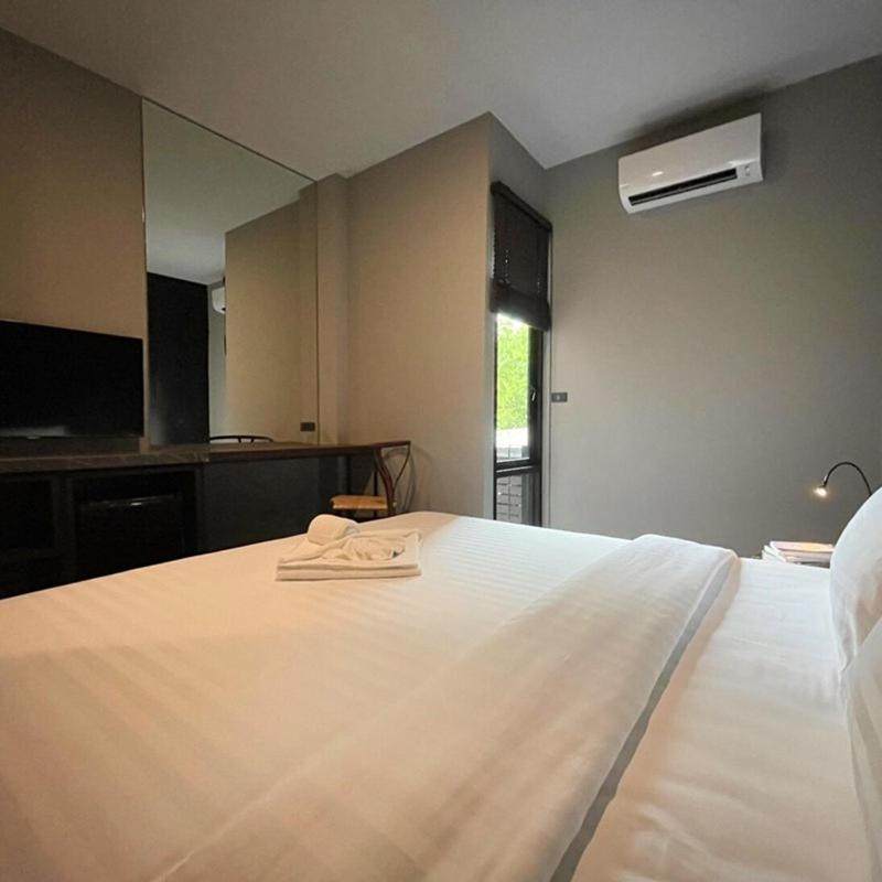 515 Victory Hotel Bangkok Exterior photo